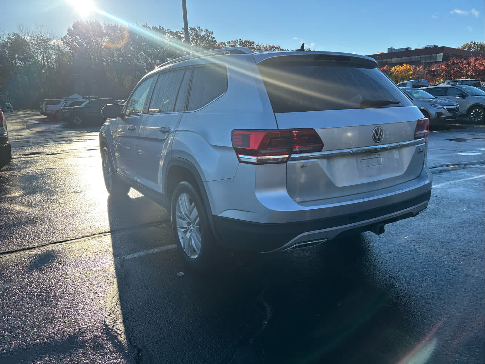 2019 Volkswagen Atlas 3.6L V6 SE w/Technology - Photo 7