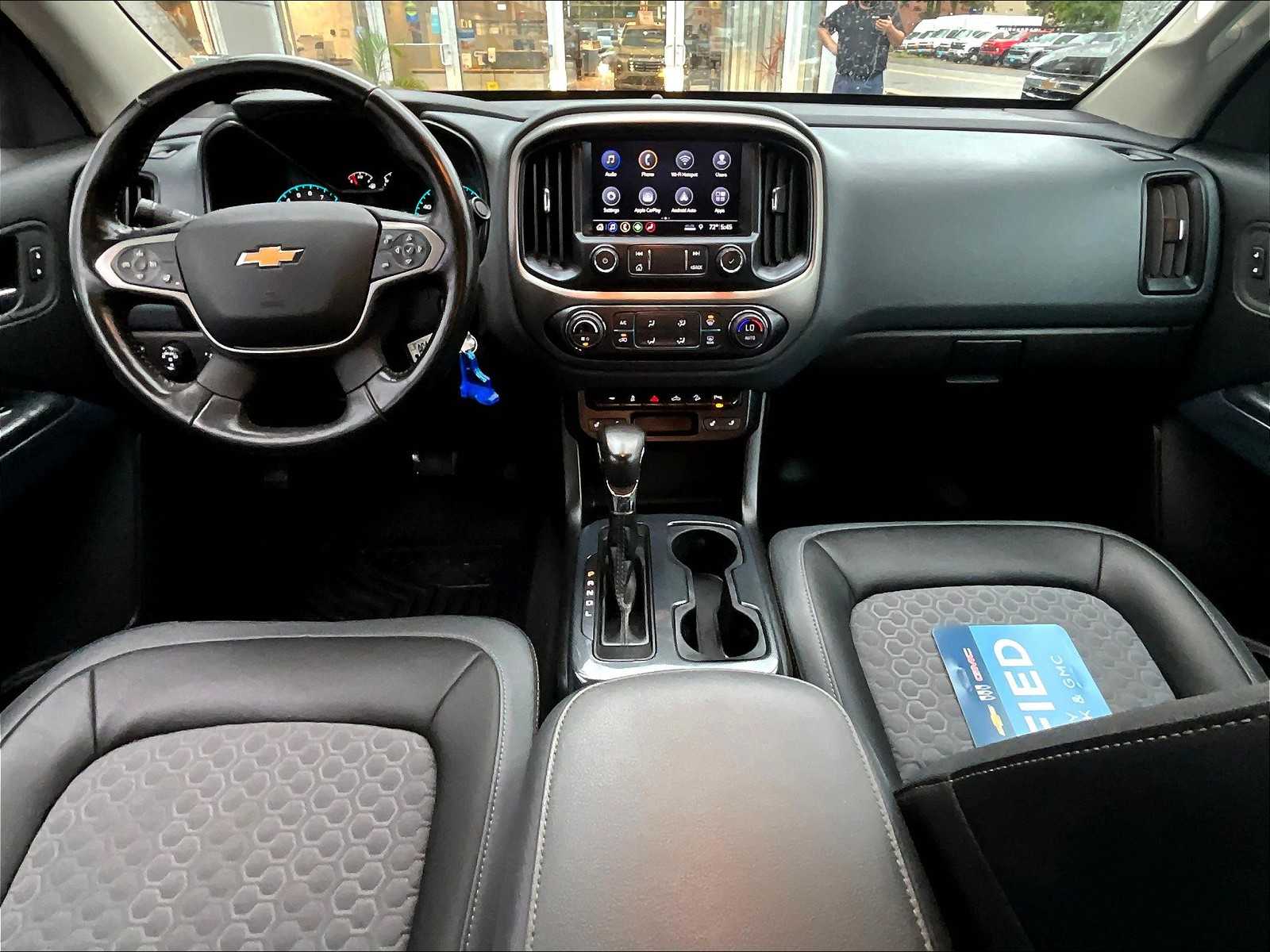 2022 Chevrolet Colorado 4WD Z71 - Photo 21