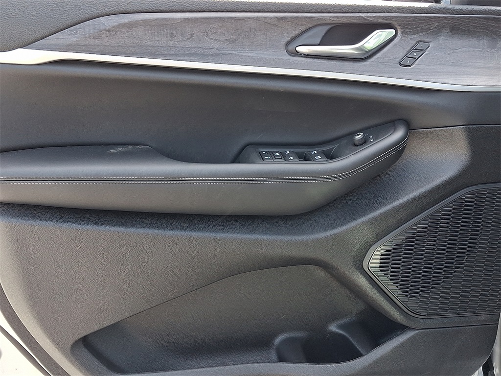 2025 Jeep Grand Cherokee Limited - Photo 8