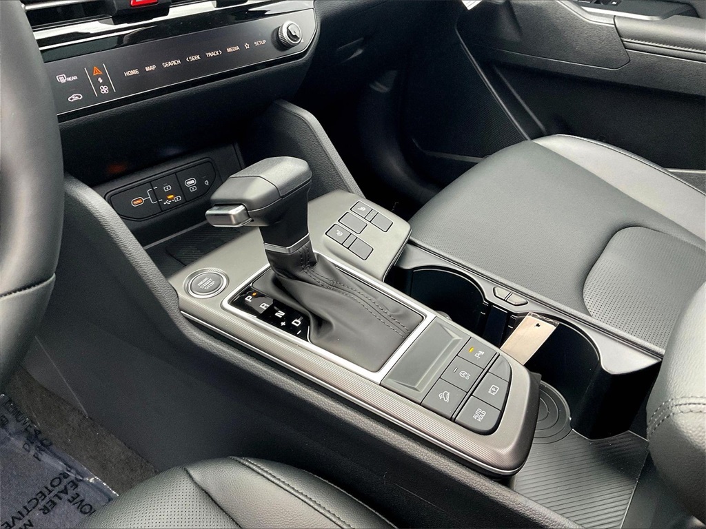 2026 Kia Sportage EX - Photo 14
