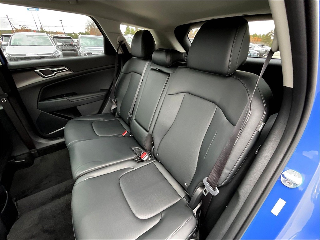 2026 Kia Sportage EX - Photo 15