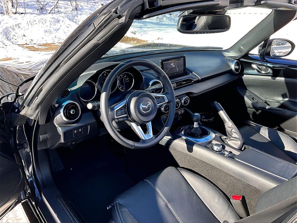 2022 Mazda MX-5 Miata Grand Touring - Photo 8
