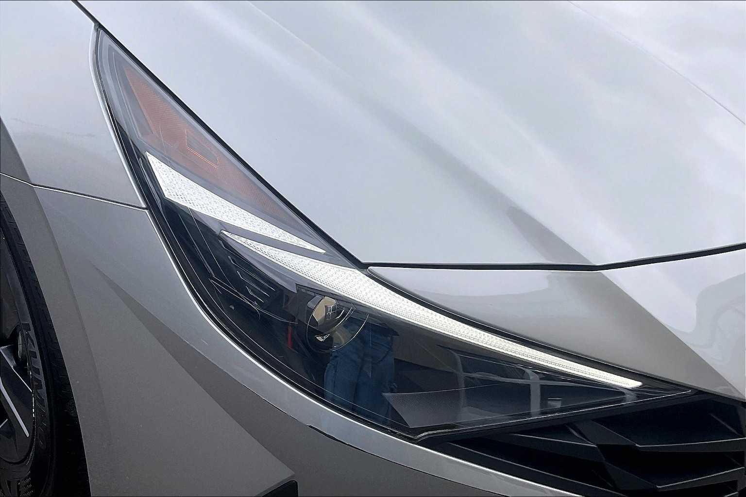 2022 Hyundai Elantra SEL - Photo 32