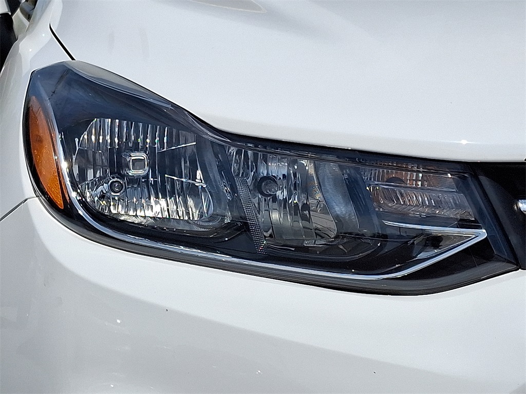 2021 Chevrolet Trax LS - Photo 9
