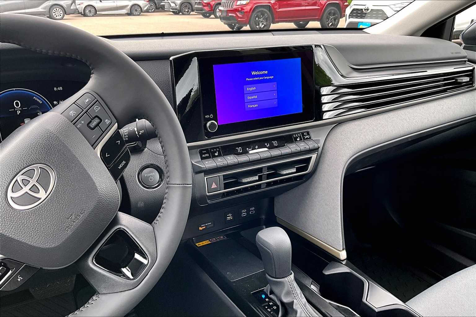 2025 Toyota Camry LE - Photo 13