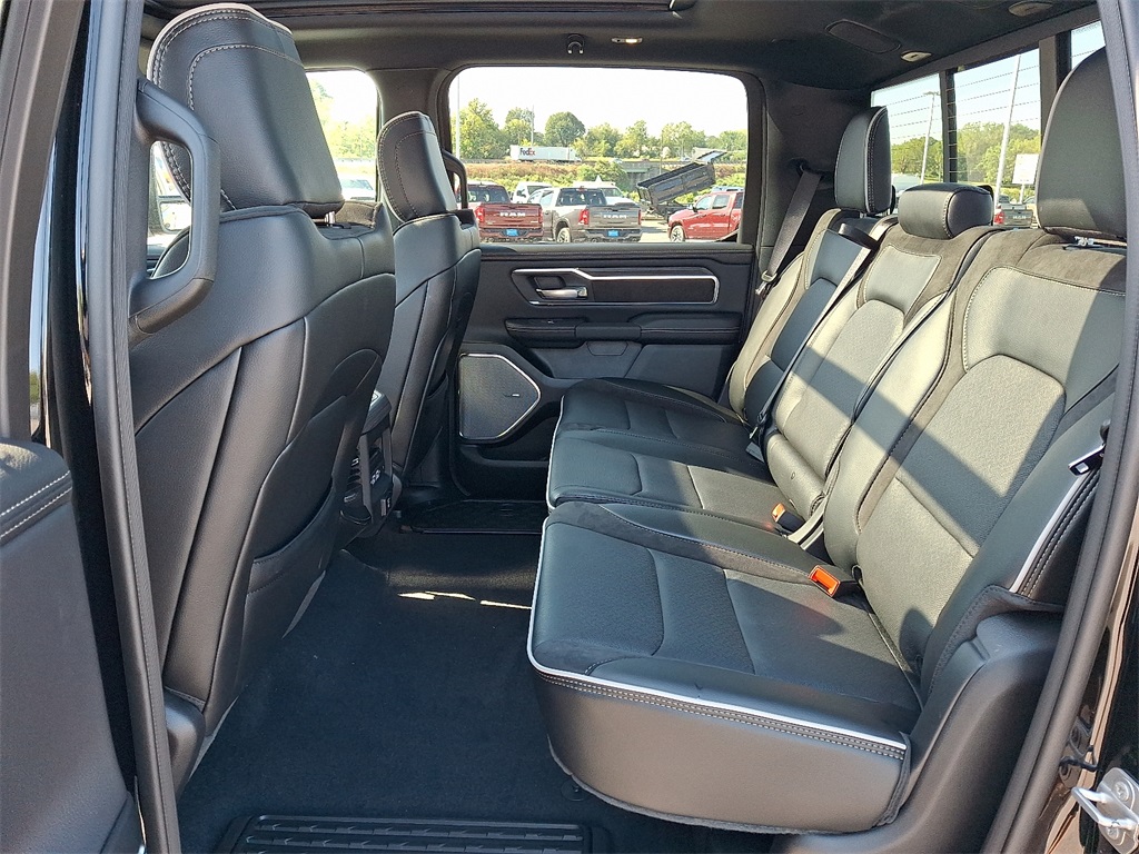 2026 Ram 1500 Laramie - Photo 6
