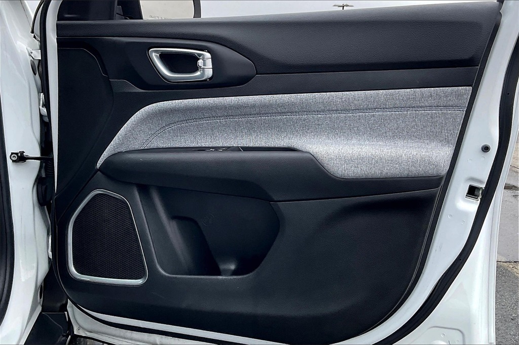 2022 Jeep Compass Latitude - Photo 11