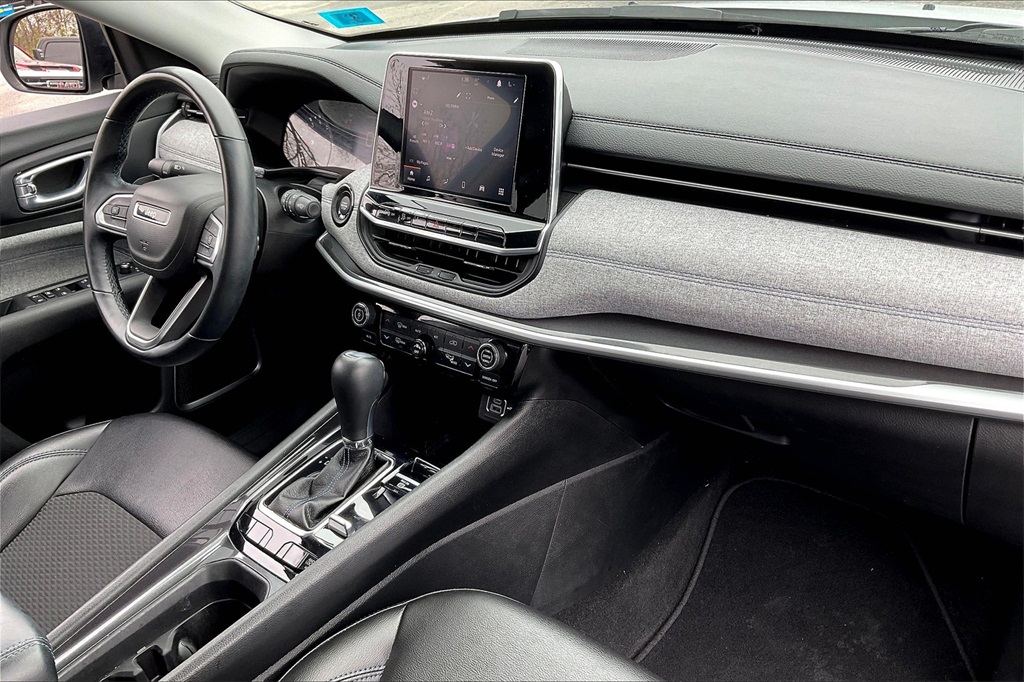 2022 Jeep Compass Latitude - Photo 13