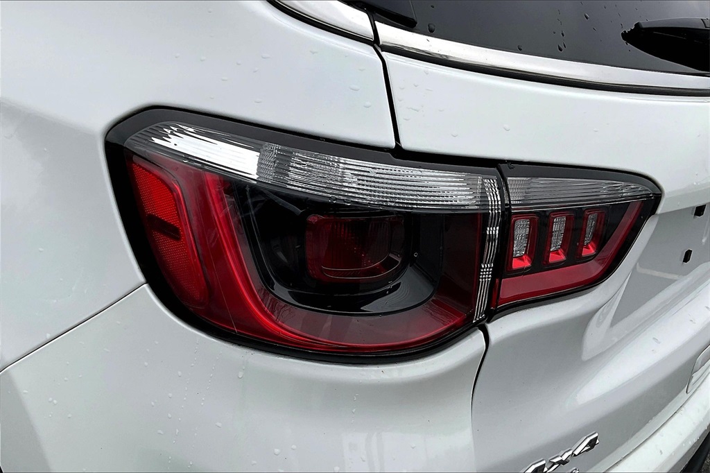2022 Jeep Compass Latitude - Photo 30