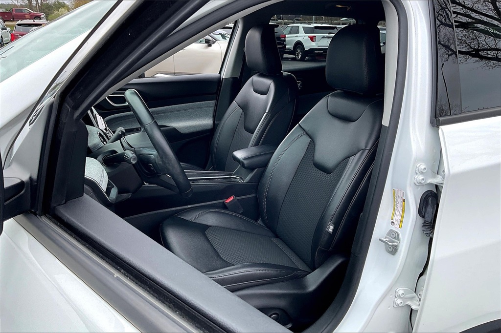 2022 Jeep Compass Latitude - Photo 9