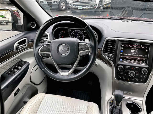 2017 Jeep Grand Cherokee Summit - Photo 5