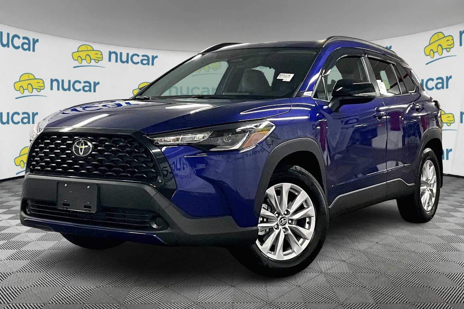 2025 Toyota Corolla Cross LE - Photo 4
