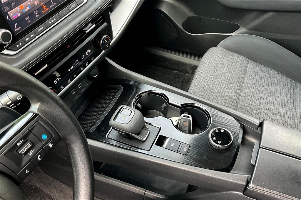 2023 Nissan Rogue SV - Photo 20