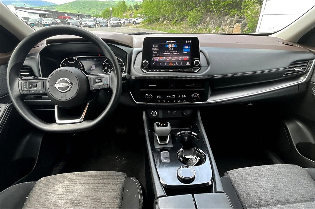 2023 Nissan Rogue SV - Photo 21