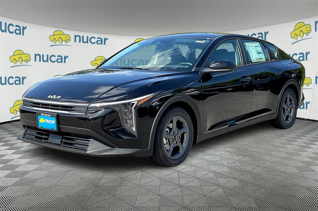 2025 Kia K4 LXS - Photo 4
