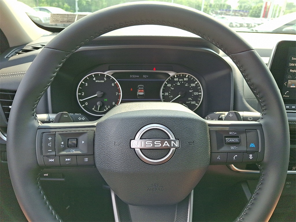 2025 Nissan Rogue SV - Photo 14