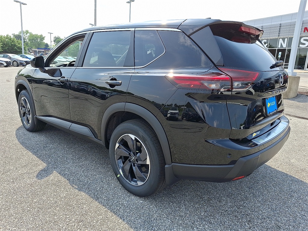 2025 Nissan Rogue SV - Photo 3