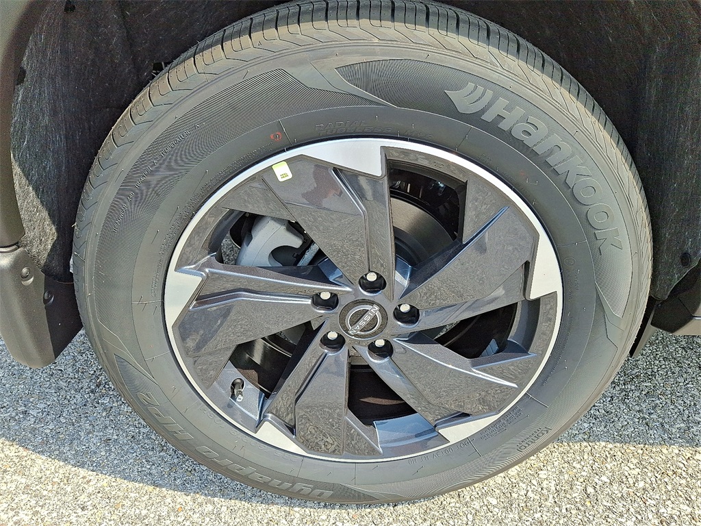 2025 Nissan Rogue SV - Photo 5