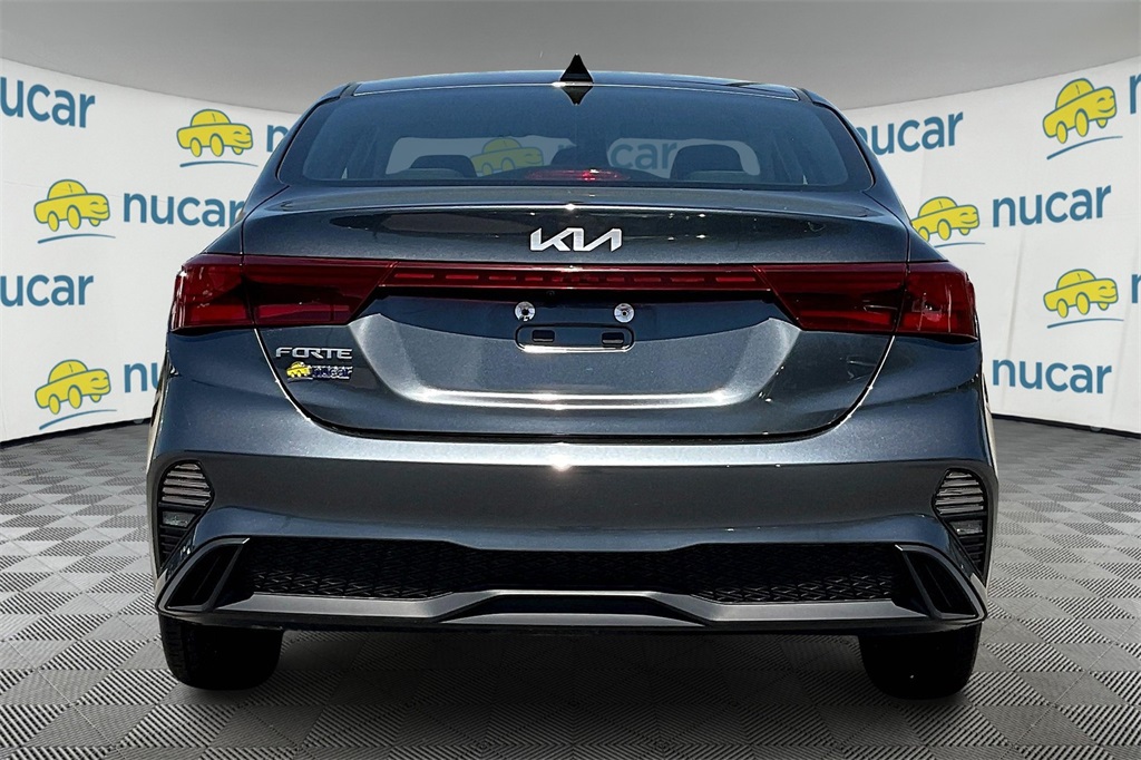 2022 Kia Forte LXS - Photo 5