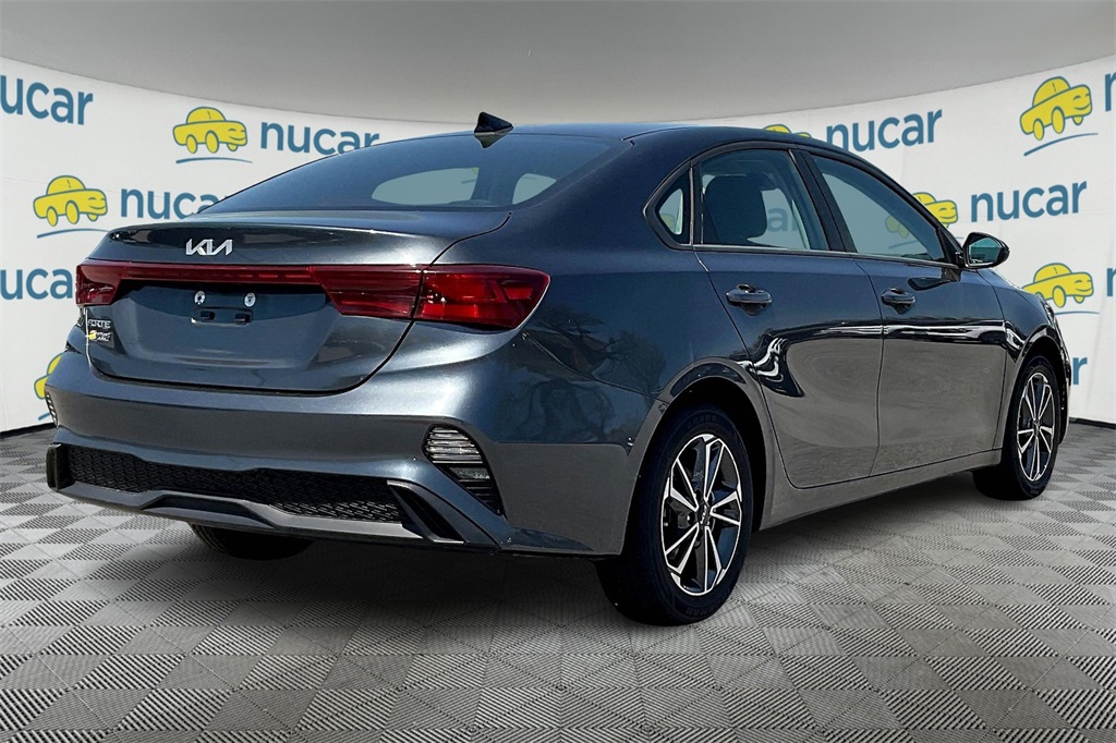 2022 Kia Forte LXS - Photo 6