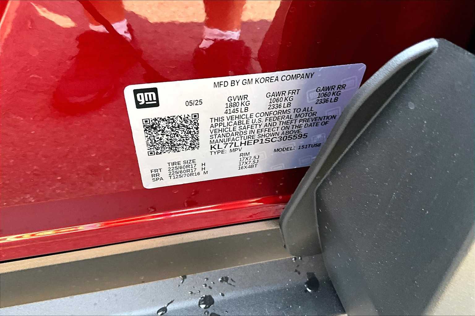 2025 Chevrolet Trax LT - Photo 17