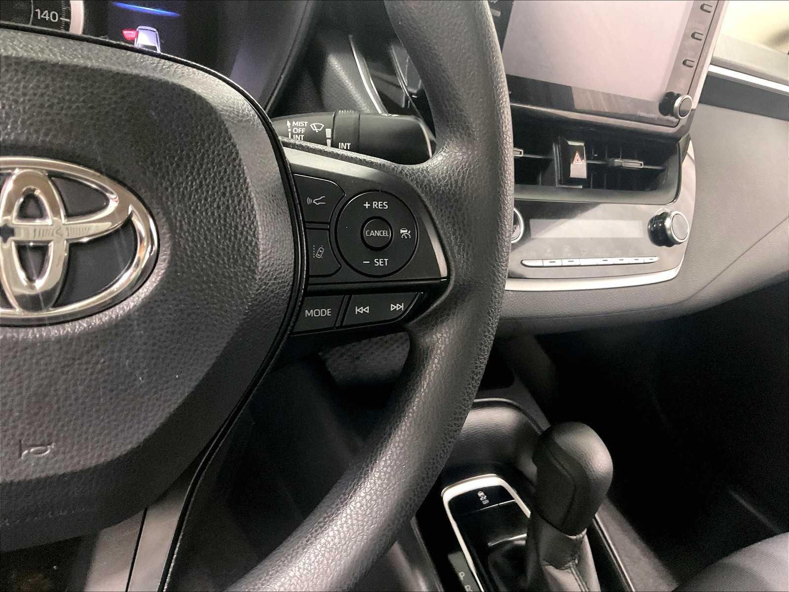 2022 Toyota Corolla LE - Photo 23