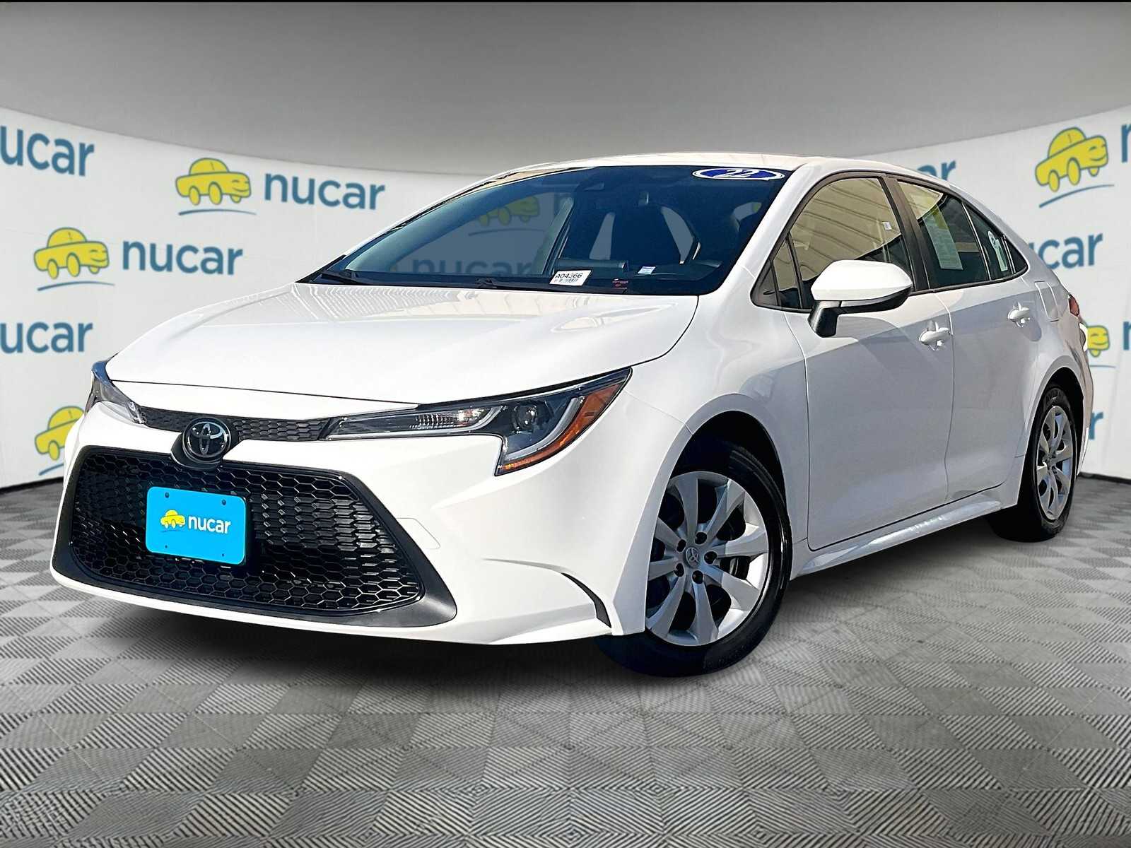 2022 Toyota Corolla LE - Photo 3