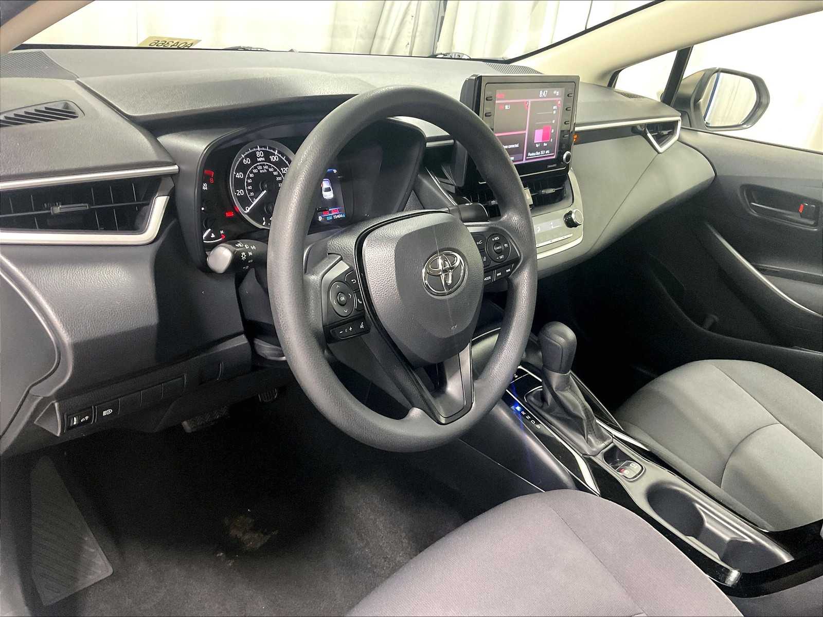 2022 Toyota Corolla LE - Photo 8
