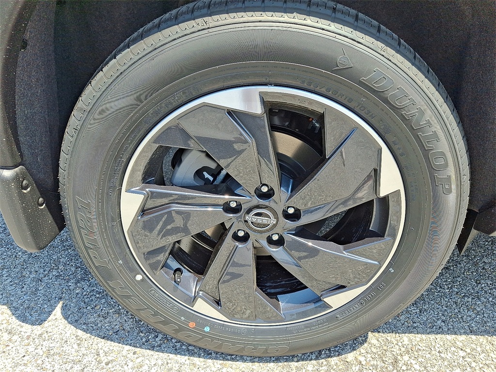 2025 Nissan Rogue SV - Photo 5
