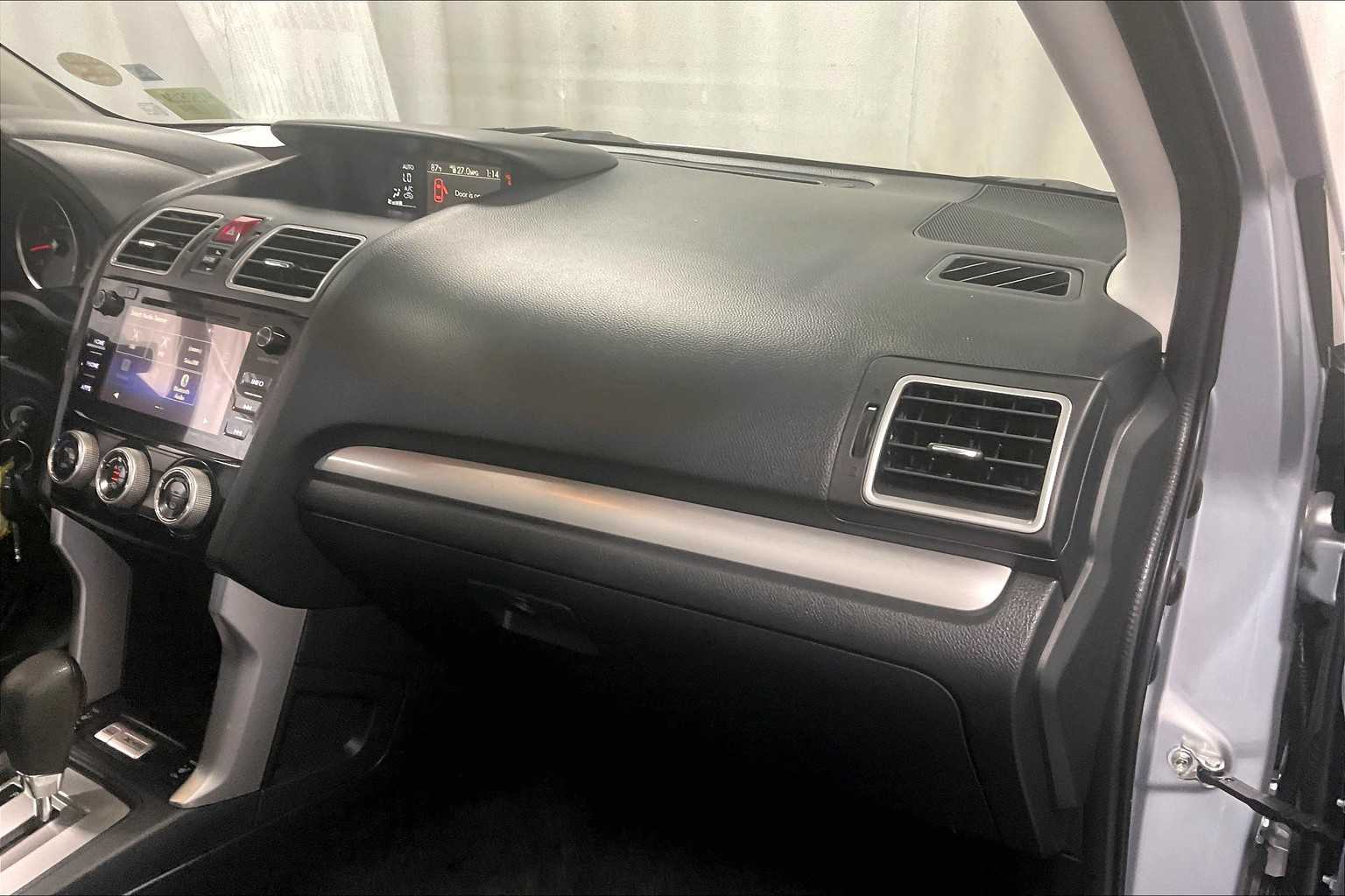 2017 Subaru Forester Premium - Photo 13