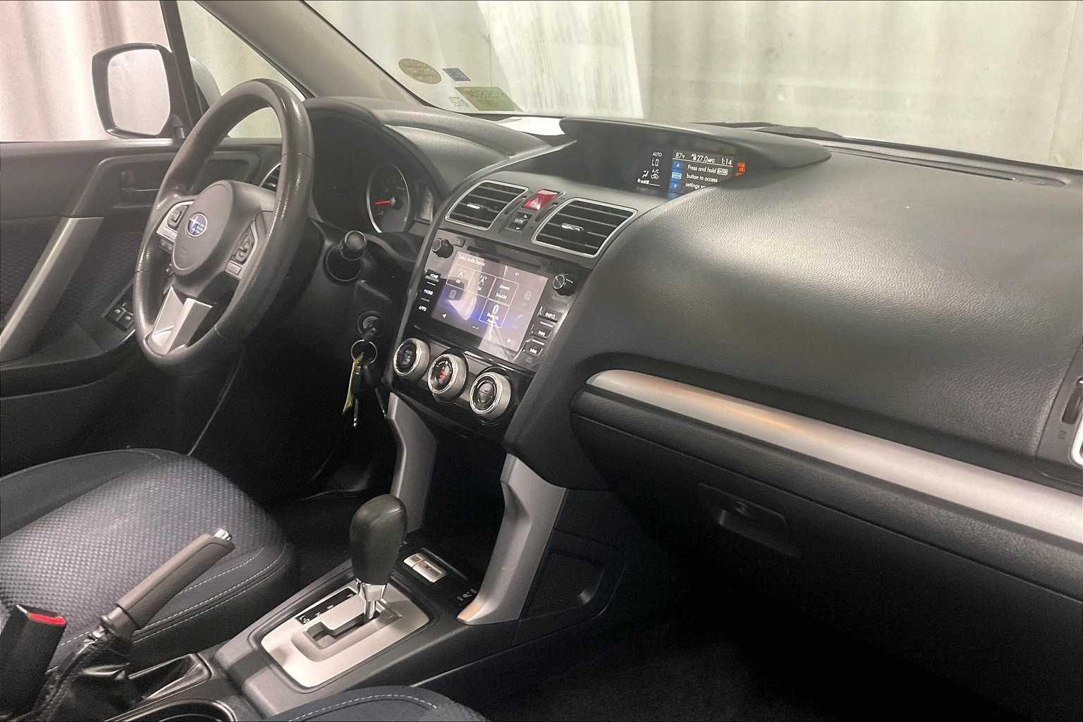 2017 Subaru Forester Premium - Photo 14