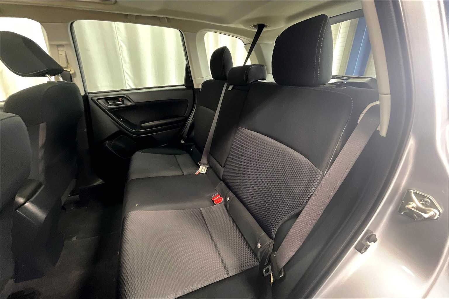 2017 Subaru Forester Premium - Photo 15