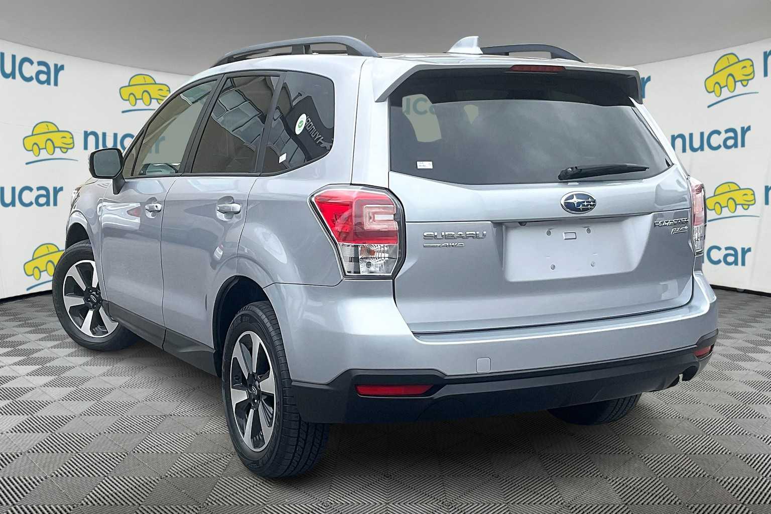 2017 Subaru Forester Premium - Photo 4