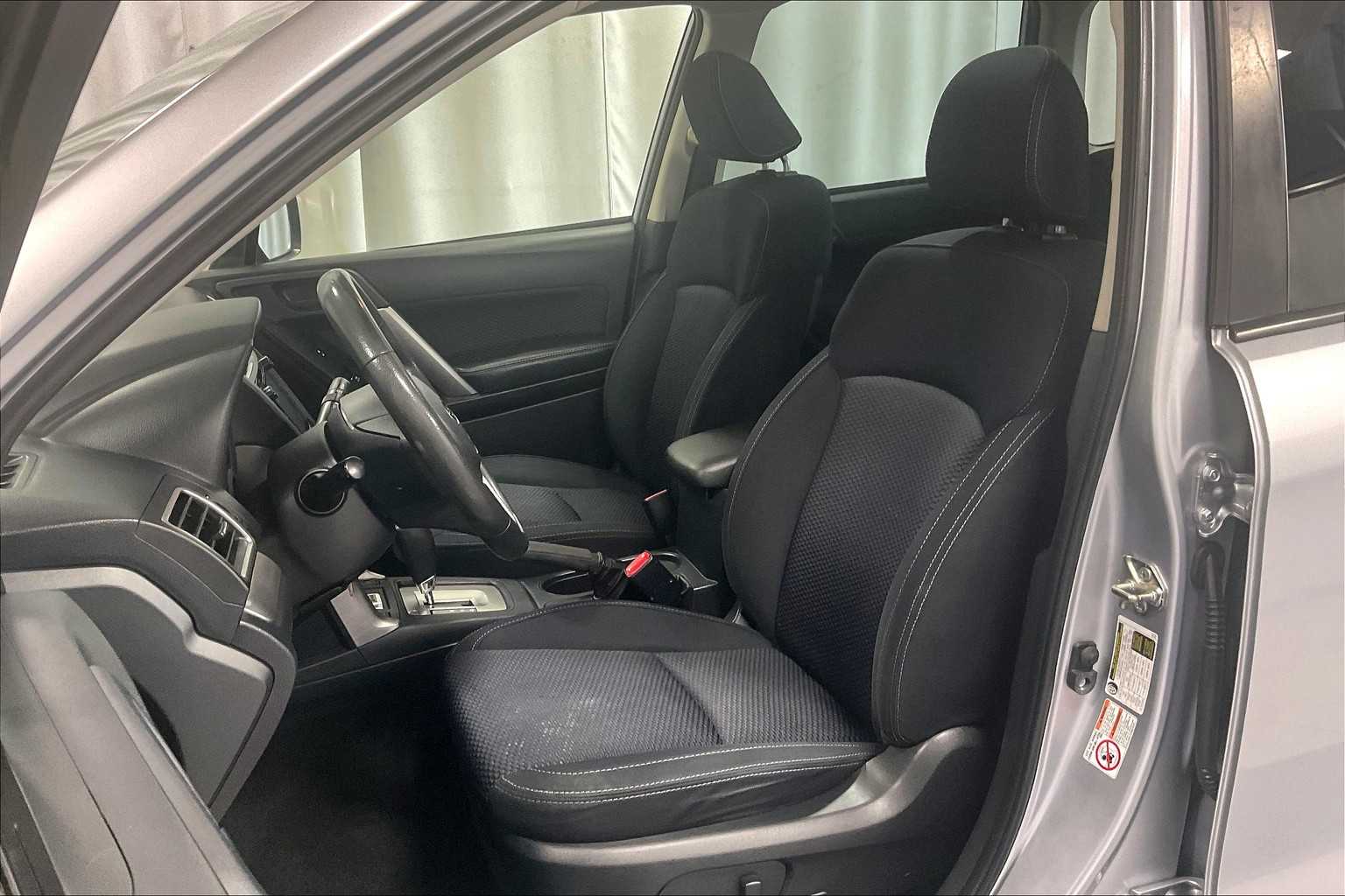 2017 Subaru Forester Premium - Photo 10