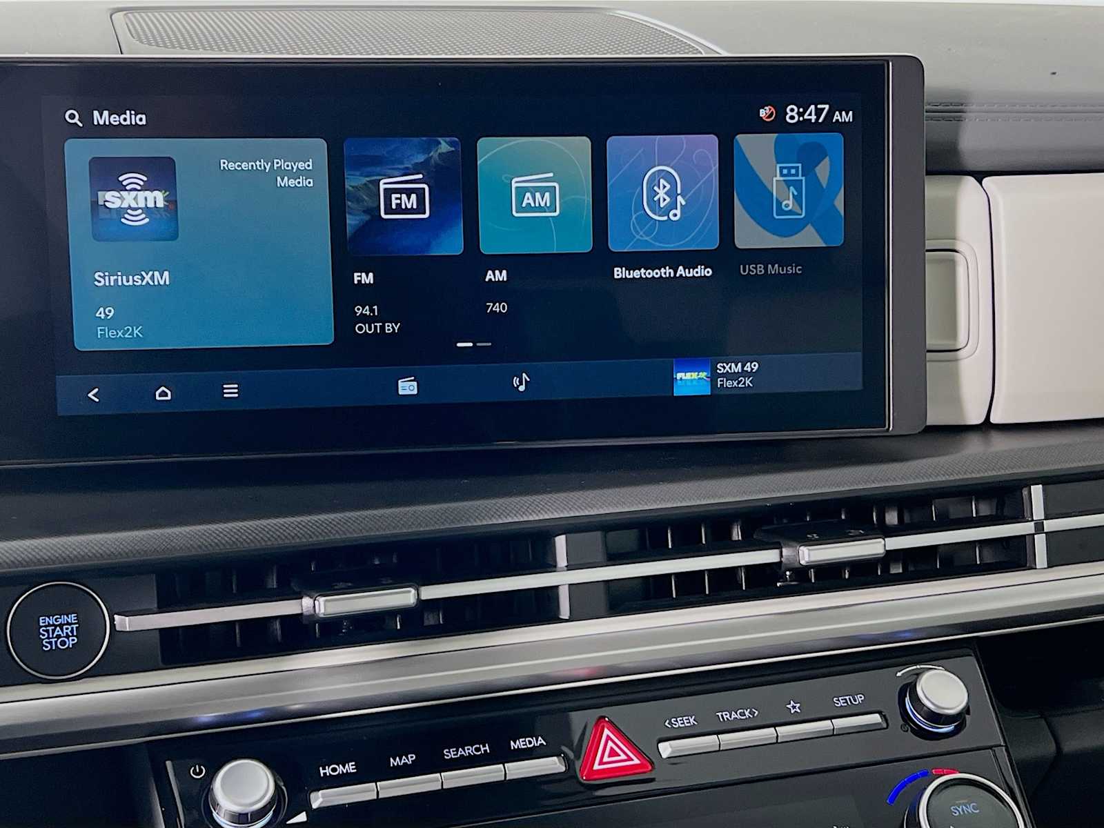 2026 Hyundai Santa Fe SEL photo 8