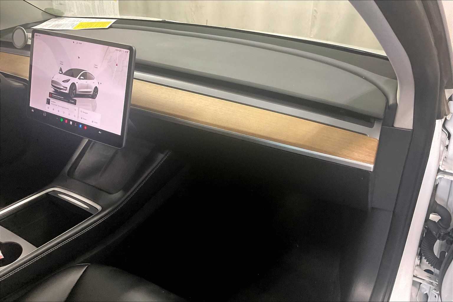 2022 Tesla Model 3 Long Range - Photo 13