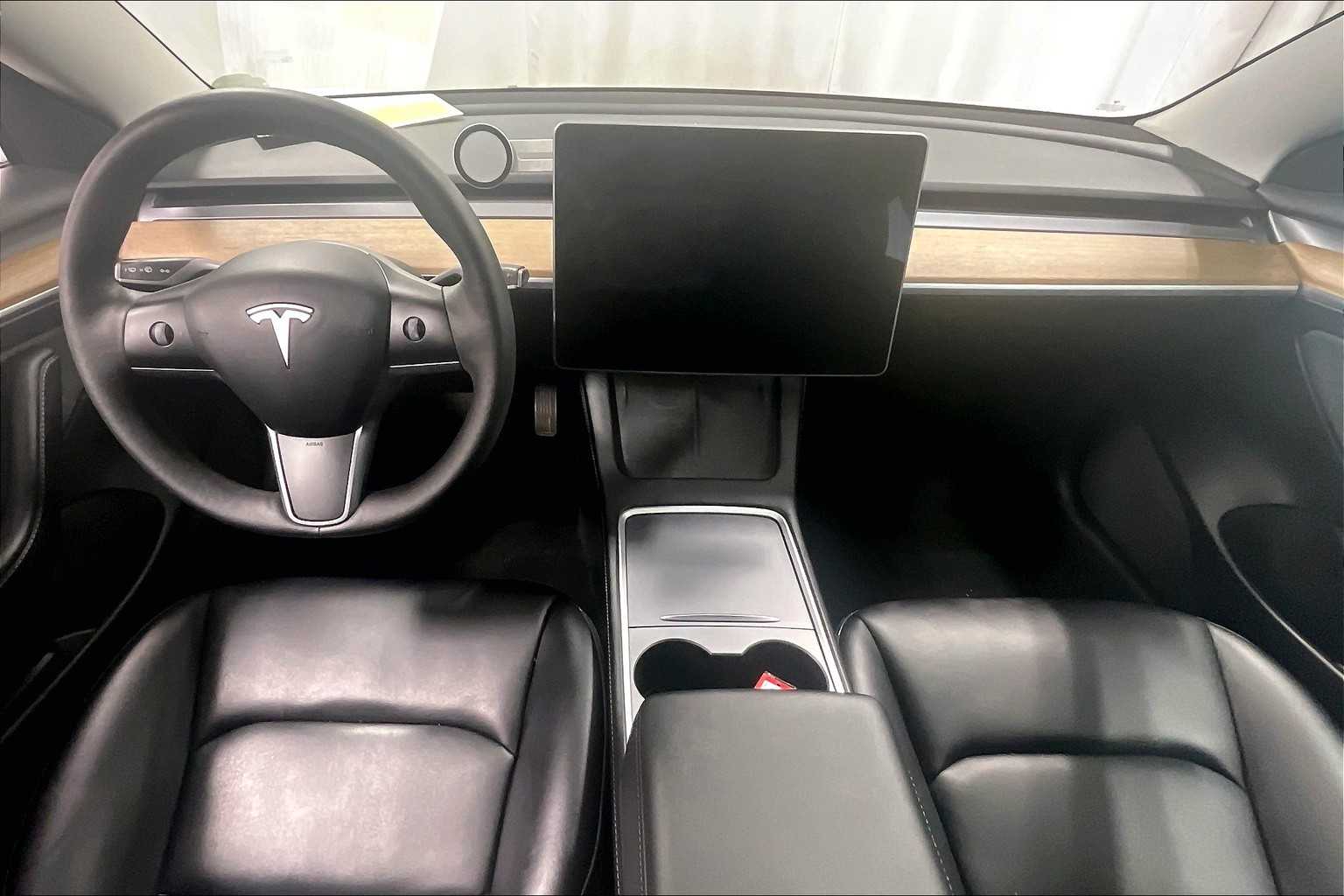 2022 Tesla Model 3 Long Range - Photo 21
