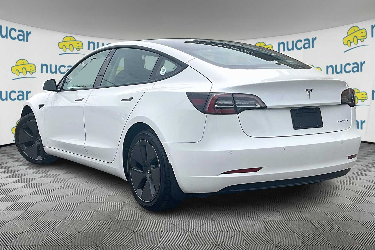 2022 Tesla Model 3 Long Range - Photo 4