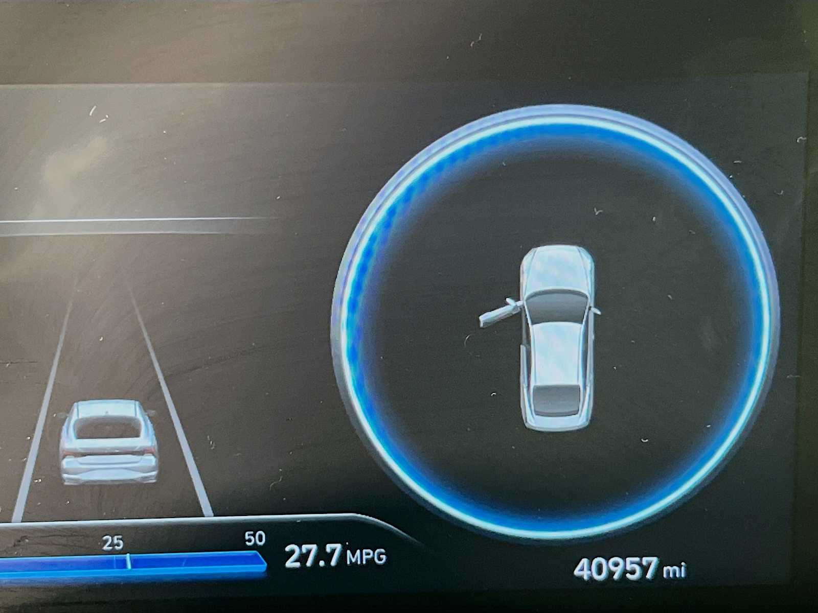 2023 Hyundai Elantra SEL - Photo 12
