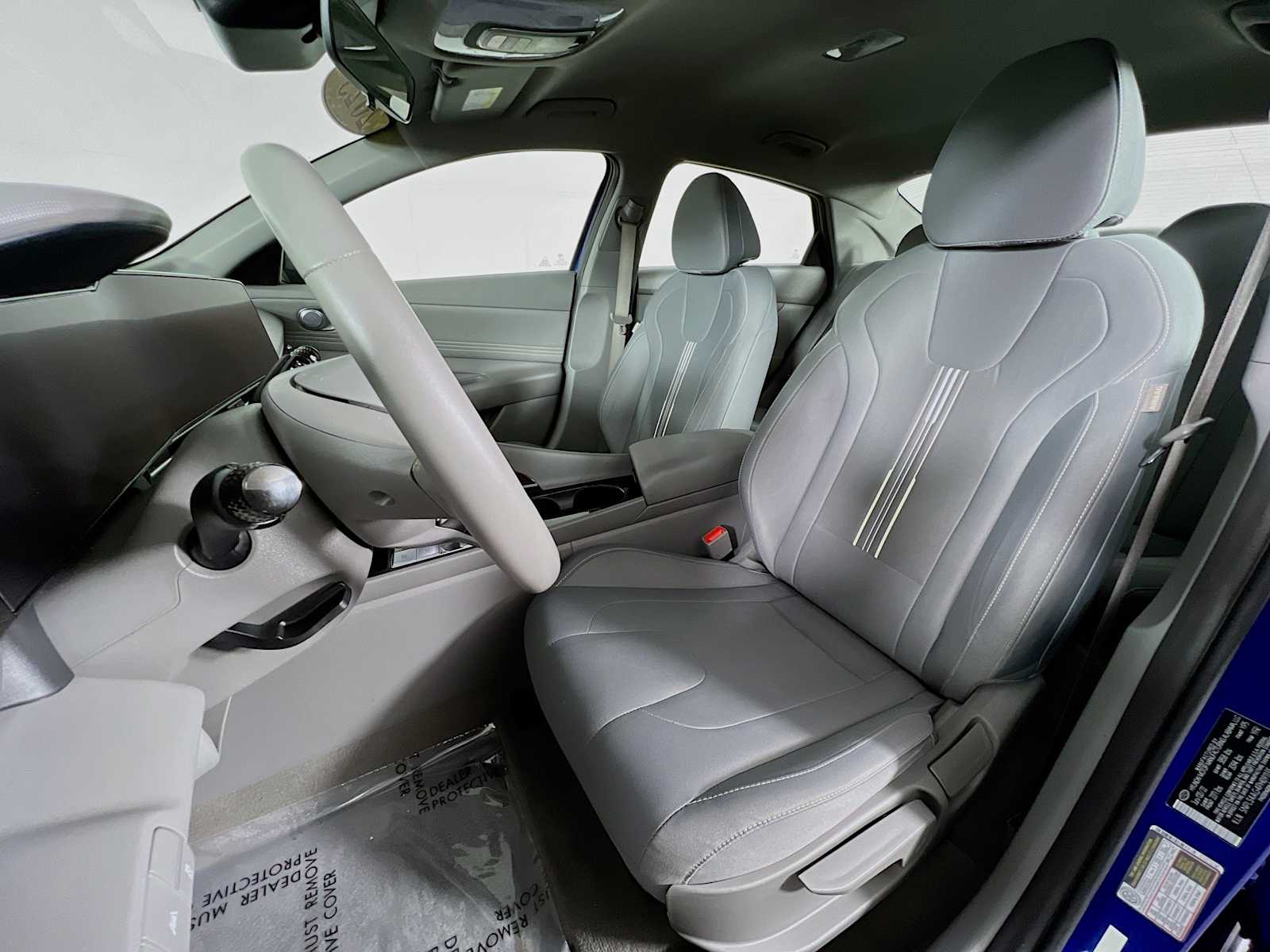 2023 Hyundai Elantra SEL - Photo 22