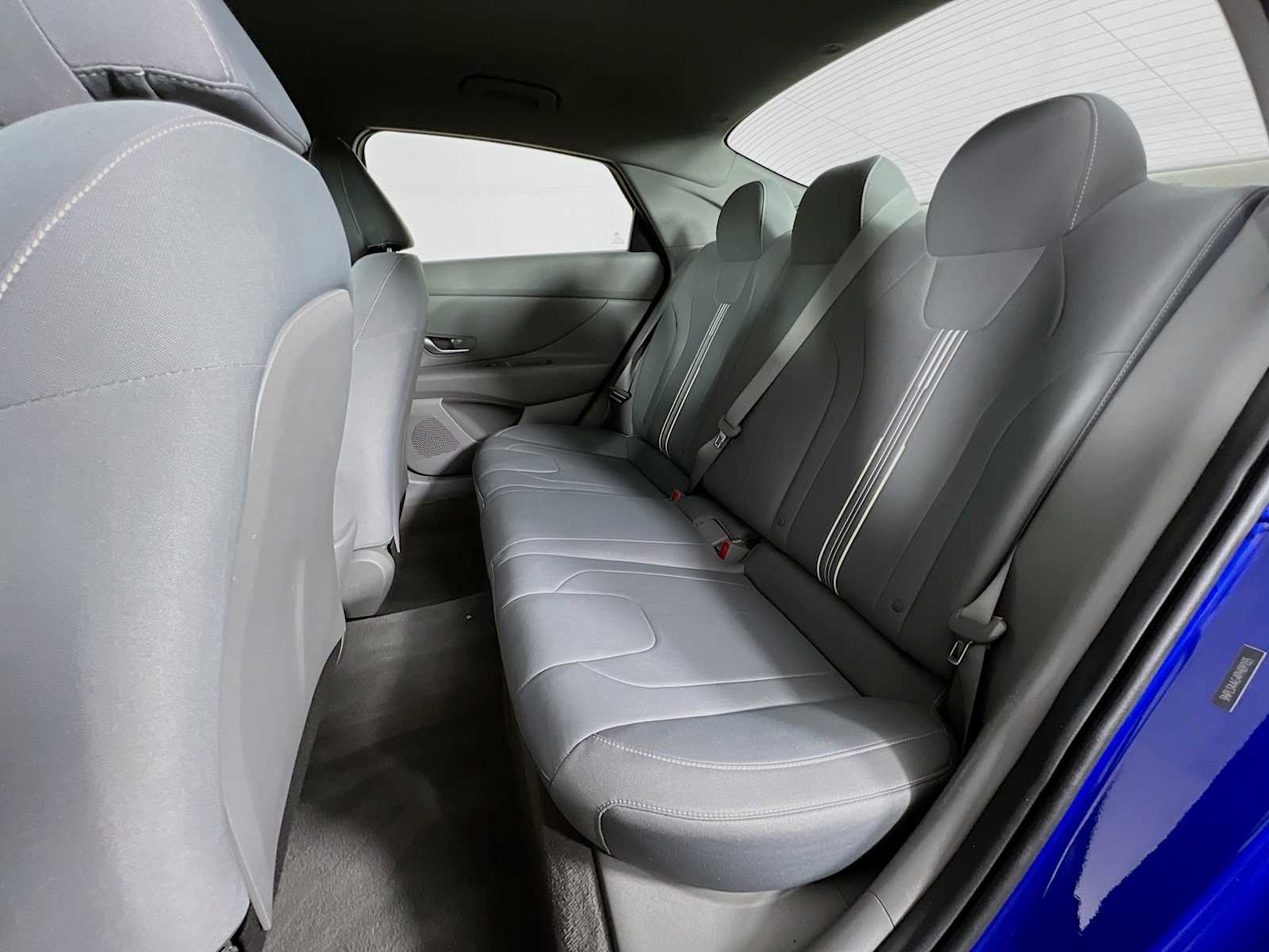 2023 Hyundai Elantra SEL - Photo 25