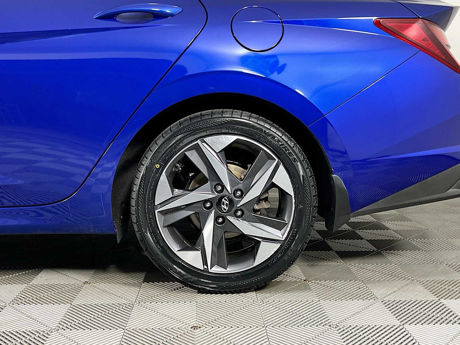 2023 Hyundai Elantra SEL - Photo 31