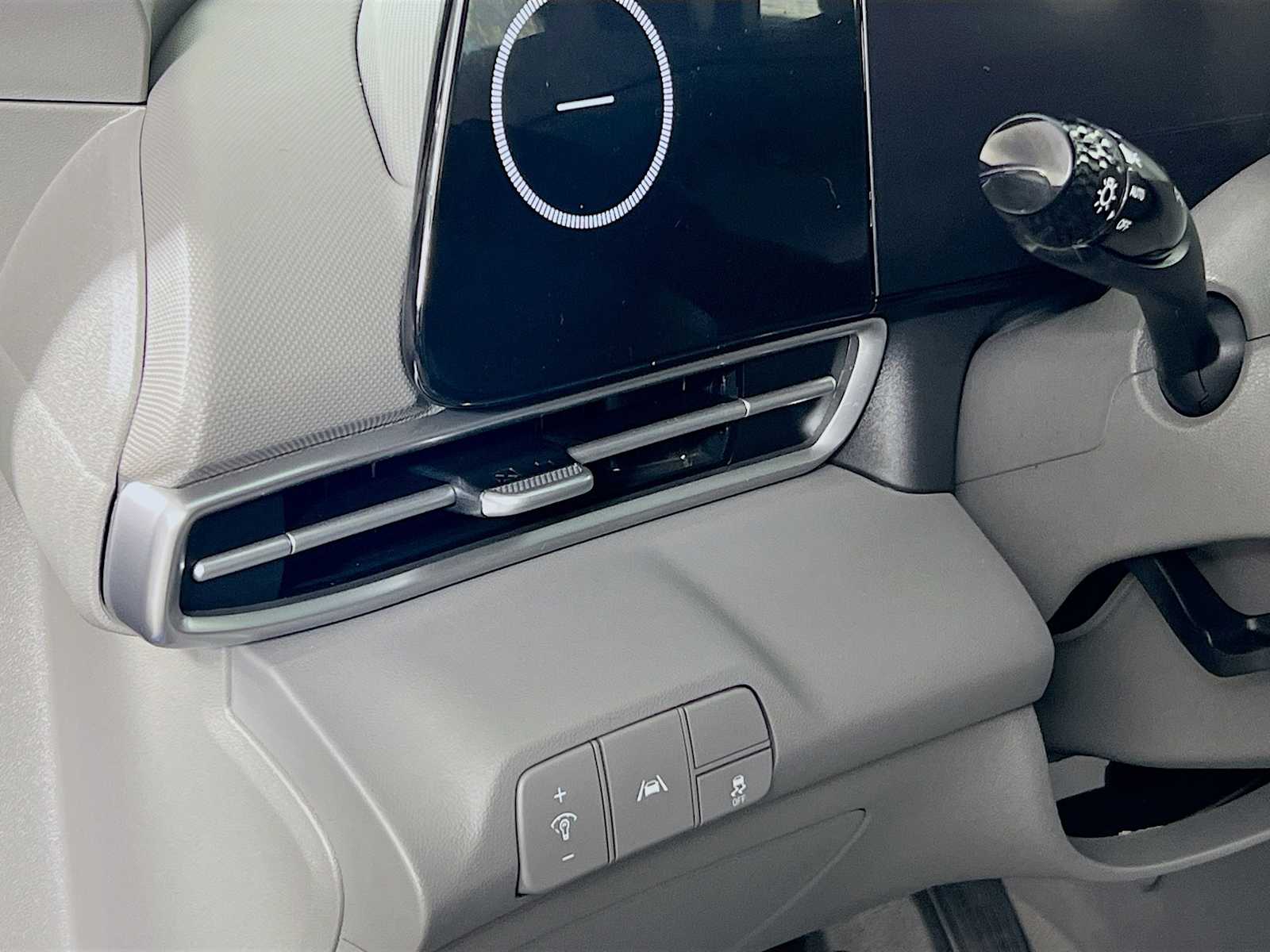 2023 Hyundai Elantra SEL - Photo 10