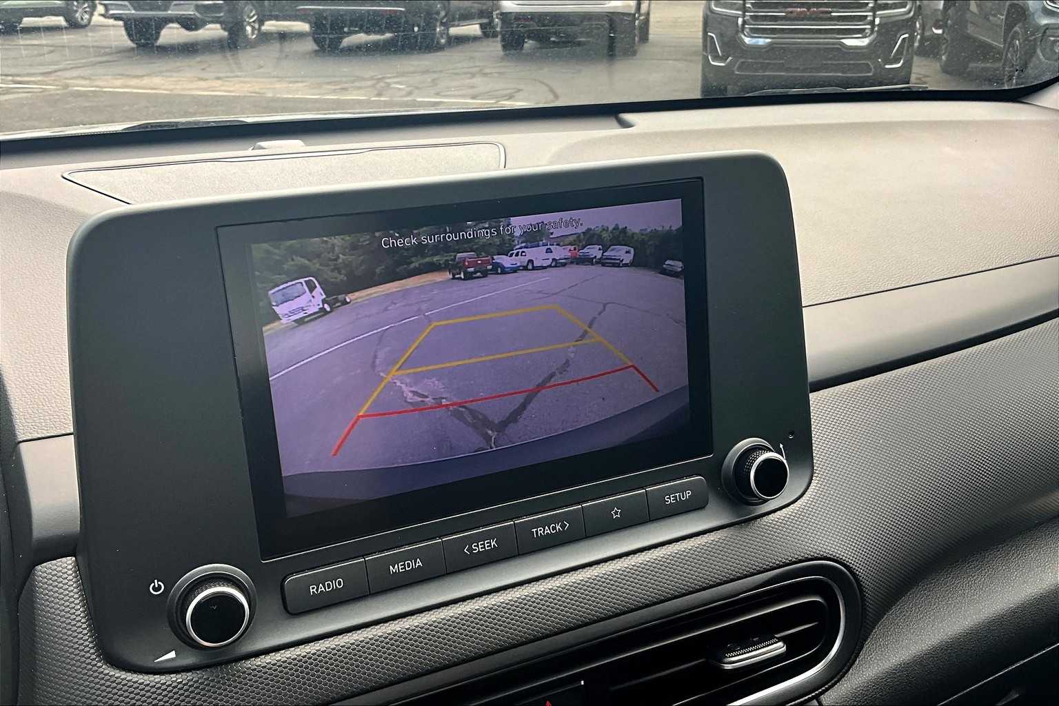 2022 Hyundai Kona SEL - Photo 18