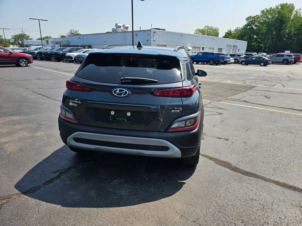 2022 Hyundai Kona SEL - Photo 4