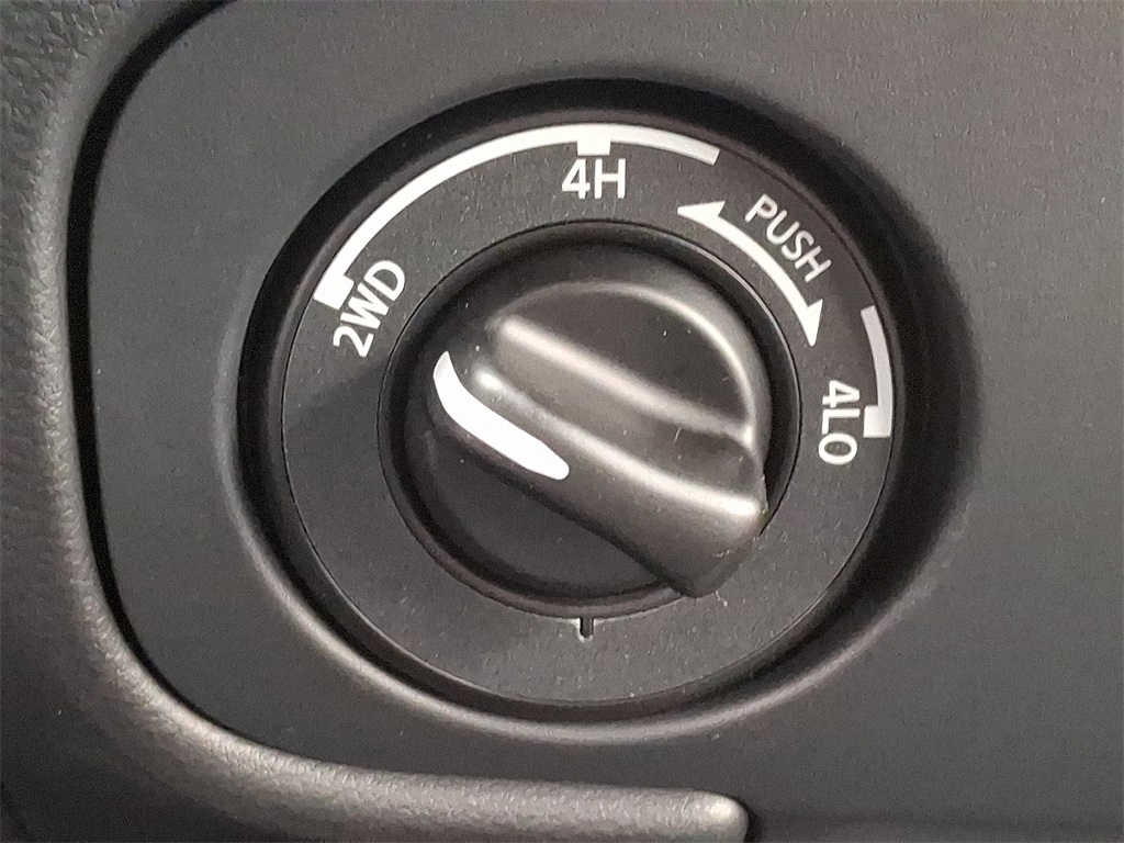 2026 Nissan Frontier PRO-4X - Photo 15