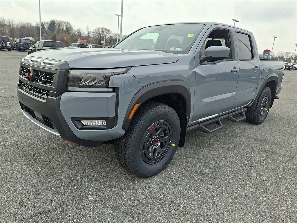 2026 Nissan Frontier PRO-4X - Photo 2