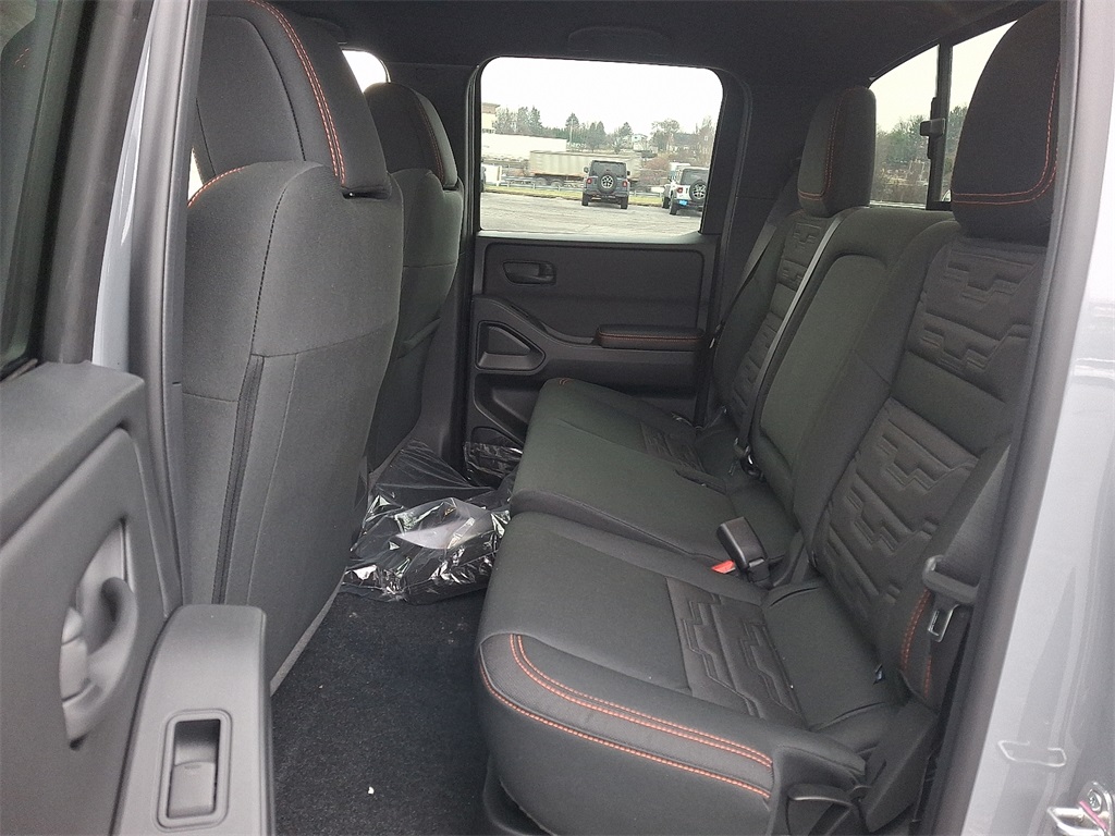 2026 Nissan Frontier PRO-4X - Photo 6