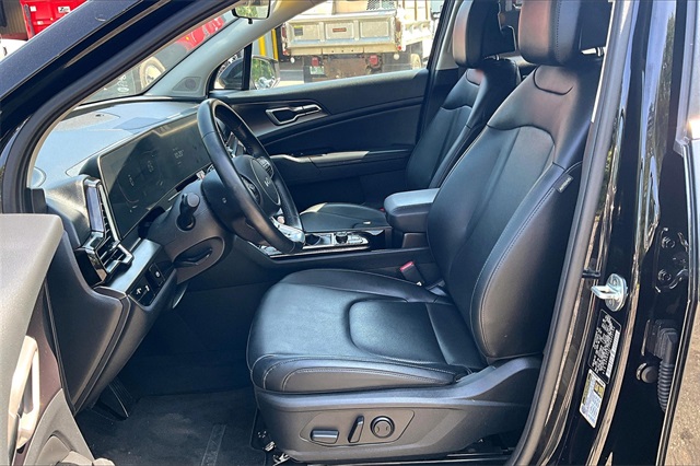2023 Kia Sportage EX - Photo 20