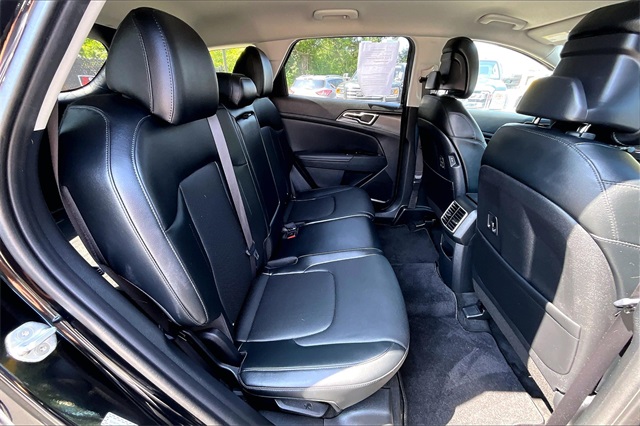 2023 Kia Sportage EX - Photo 22
